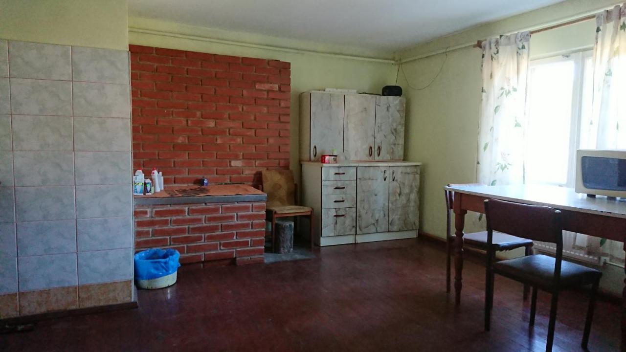 Dzivoklis Pirmie Zalmezi Apartment ยูรคาลเน ภายนอก รูปภาพ